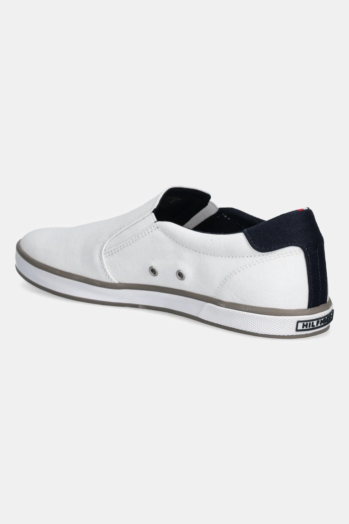 Обувки Tommy Hilfiger - Ниски кецове CONIC SLIP ON SNEAKER FM0FM00597.100 бял