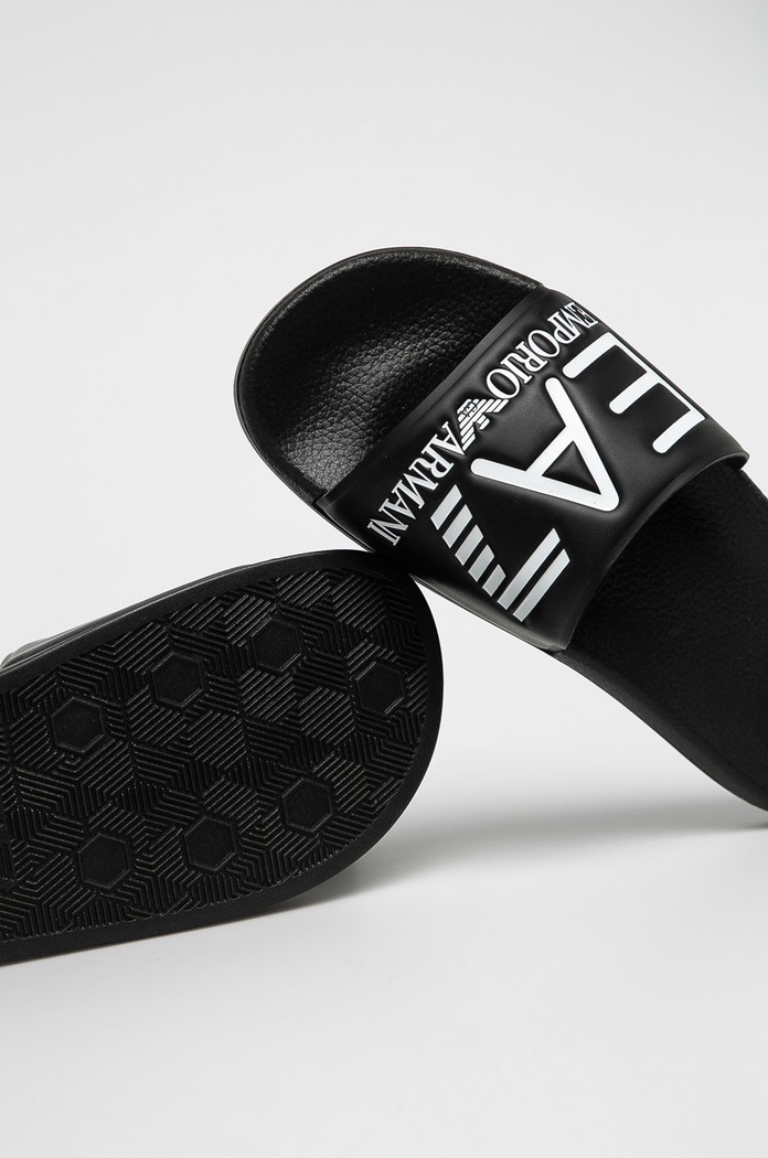 EA7 Emporio Armani - Papucs cipő XCC22.XCP001 fekete AW24