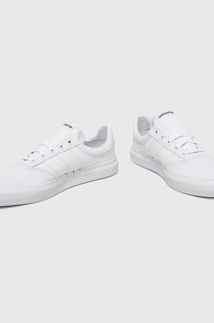 Obuwie adidas Originals – Buty 3MC B22705 biały