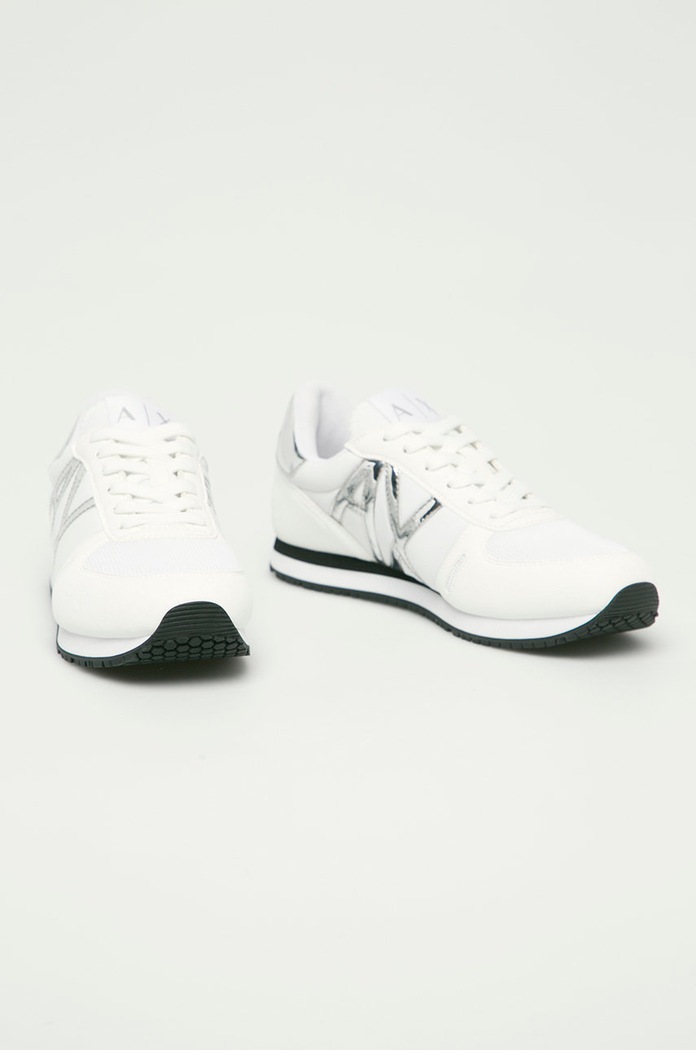 Armani Exchange cipő XDX031.XV137 fehér AA00