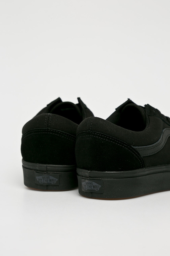 Tenisi Comfycush Old Skool Vans VN0A3WMAVND1 negru