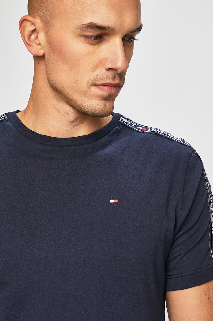 Tommy Hilfiger t-shirt mornarsko modra UM0UM00562