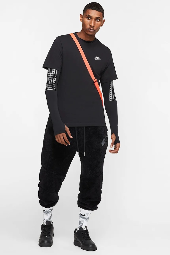 Oblečenie Nike Sportswear Tričko pánske bavlnené AR4997 čierna