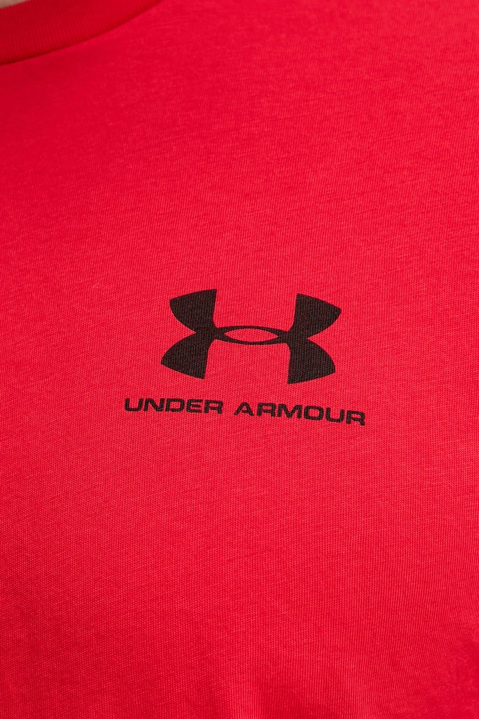 Тениска Under Armour SPORTSTYLE LEFT CHEST 1326799. червен