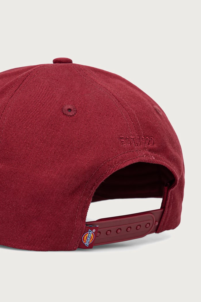 Akcesoria Dickies Czapka z daszkiem bawełniana DK0A4TKV bordowy