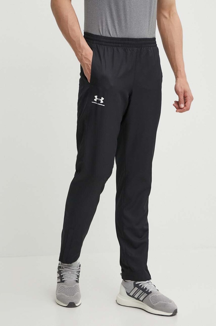 Under Armour - Nohavice 1352031 látka čierna 1352031