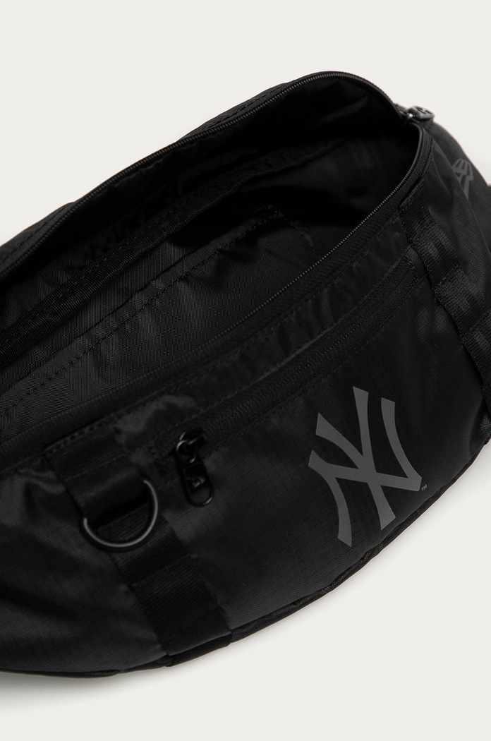 New Era Ledvinka NEW YORK YANKEES 12145412 černá