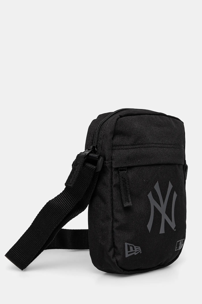 Malá taška New Era NEW YORK YANKEES 12145422 čierna SS20