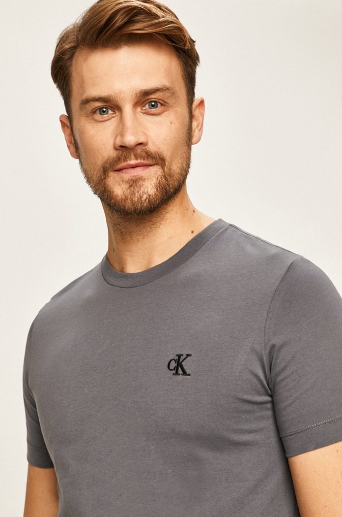 Tričko Calvin Klein Jeans námořnická modř J30J314544