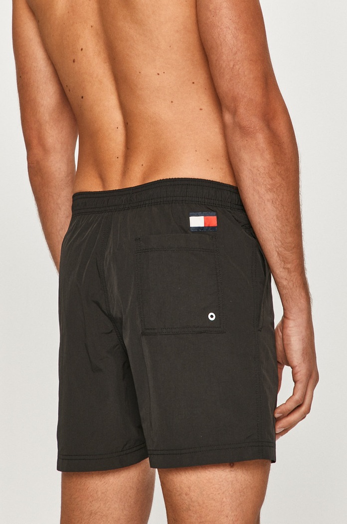 Oblačila Tommy Hilfiger kratke hlače UM0UM02048.4891 črna