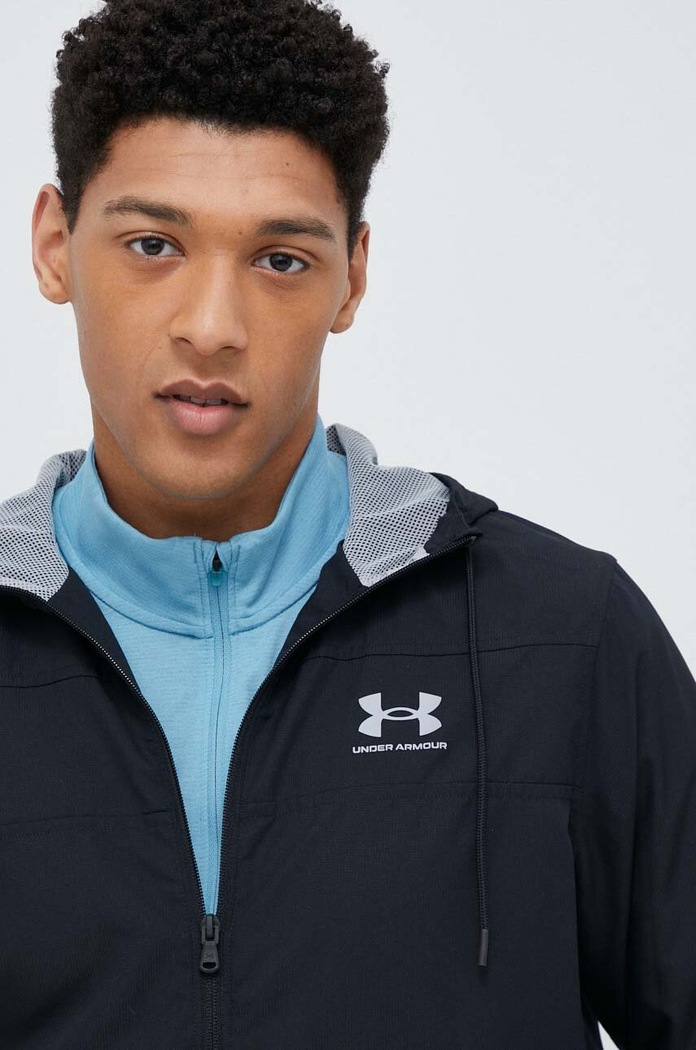 Under Armour wiatrówka czarny 1361621