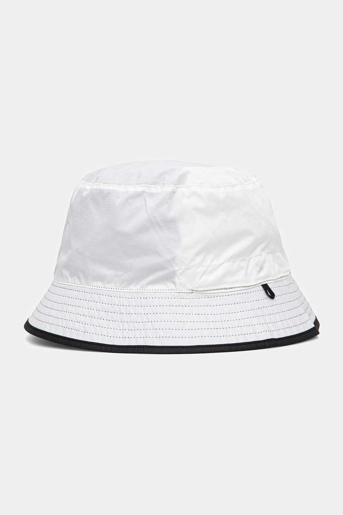 The North Face Kapelusz dwustronny SUN STASH HAT NF00CGZ0KY41 czarny AW21