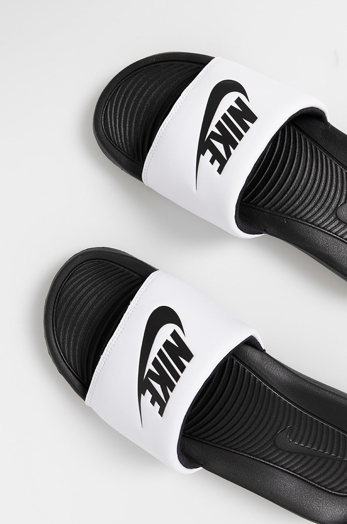 Šľapky Nike Sportswear biela CN9675