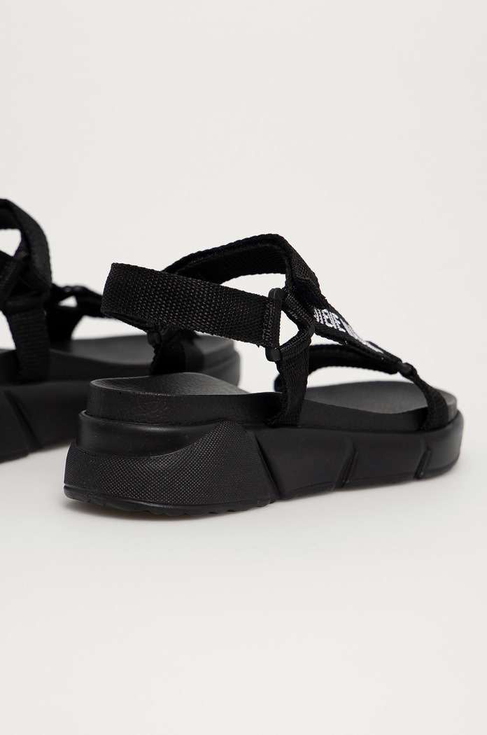 Boty Sandály Steve Madden SM11001524 černá