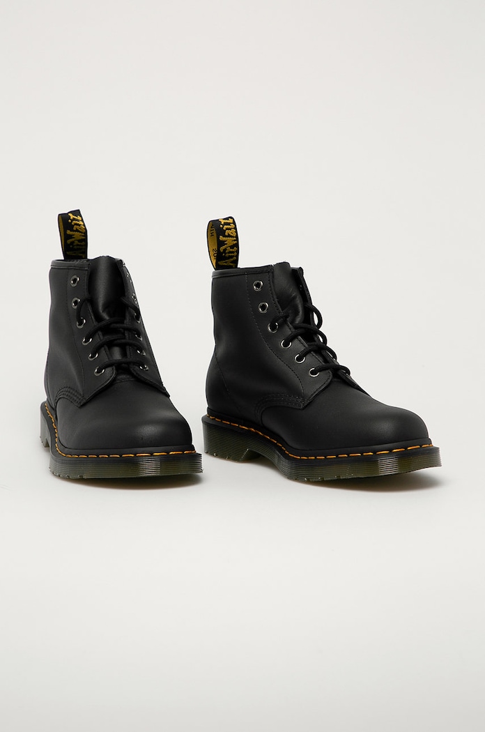 Dr. Martens trapery skórzane 101 DM26409001 czarny AW24