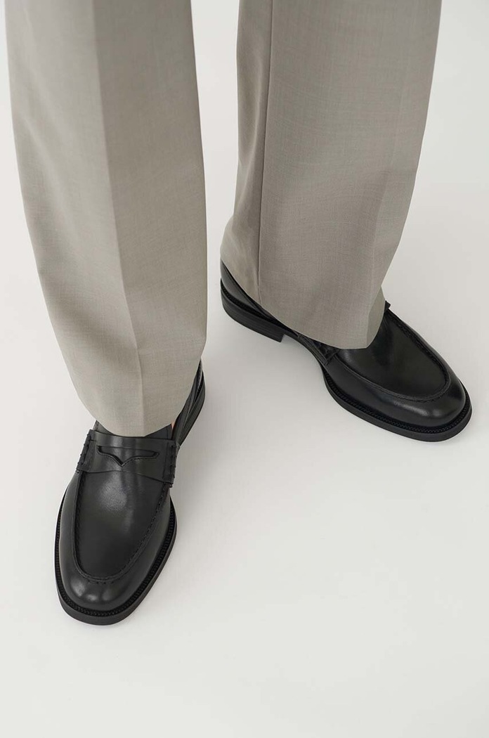 Vagabond Shoemakers - Bőr mokaszin Mario 4961.001.20 fekete