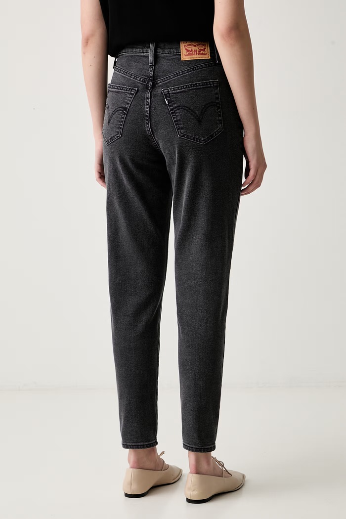 Oblačila Levi's mom kavbojke ženske YOUTH HIGH WAISTED TAPER 26986.0000 siva