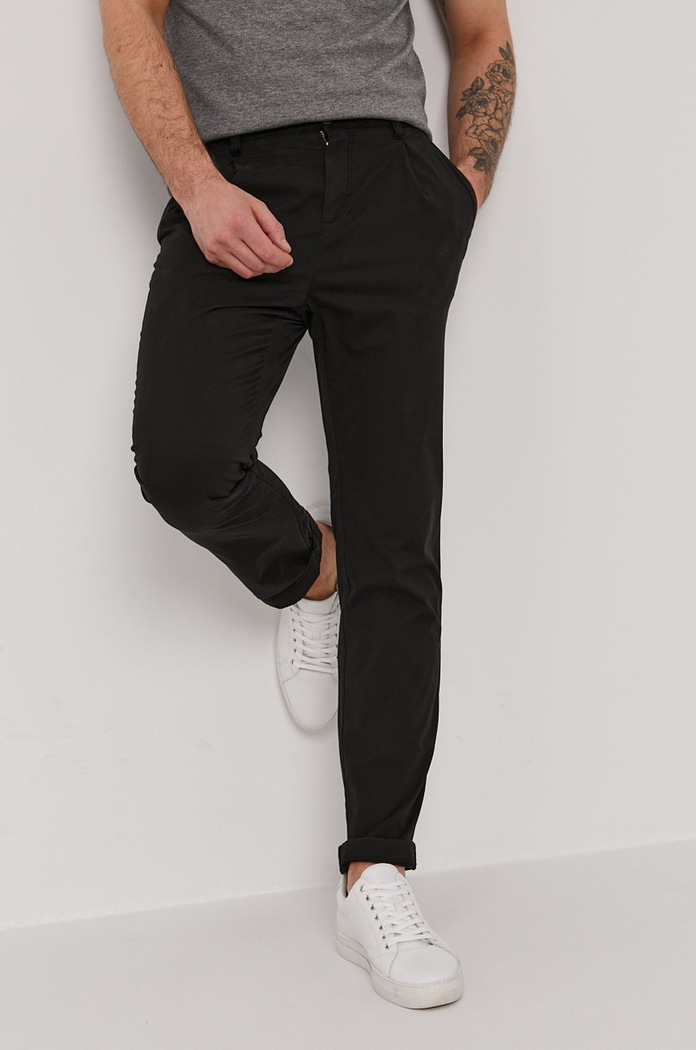 Nohavice Lyle & Scott s elastanom čierna TR1308V.Z865