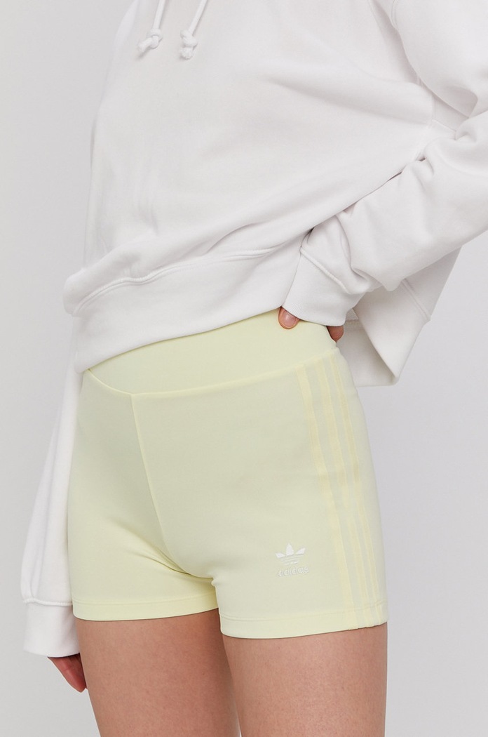 Kratke hlače adidas Originals H56462 zlatna SS21