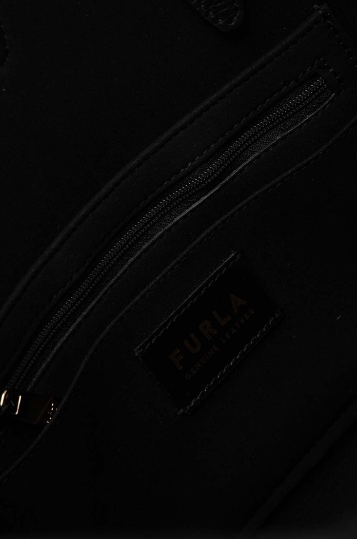 Furla - Kožená kabelka Net BZT0FUA.HSF000.O6000 čierna