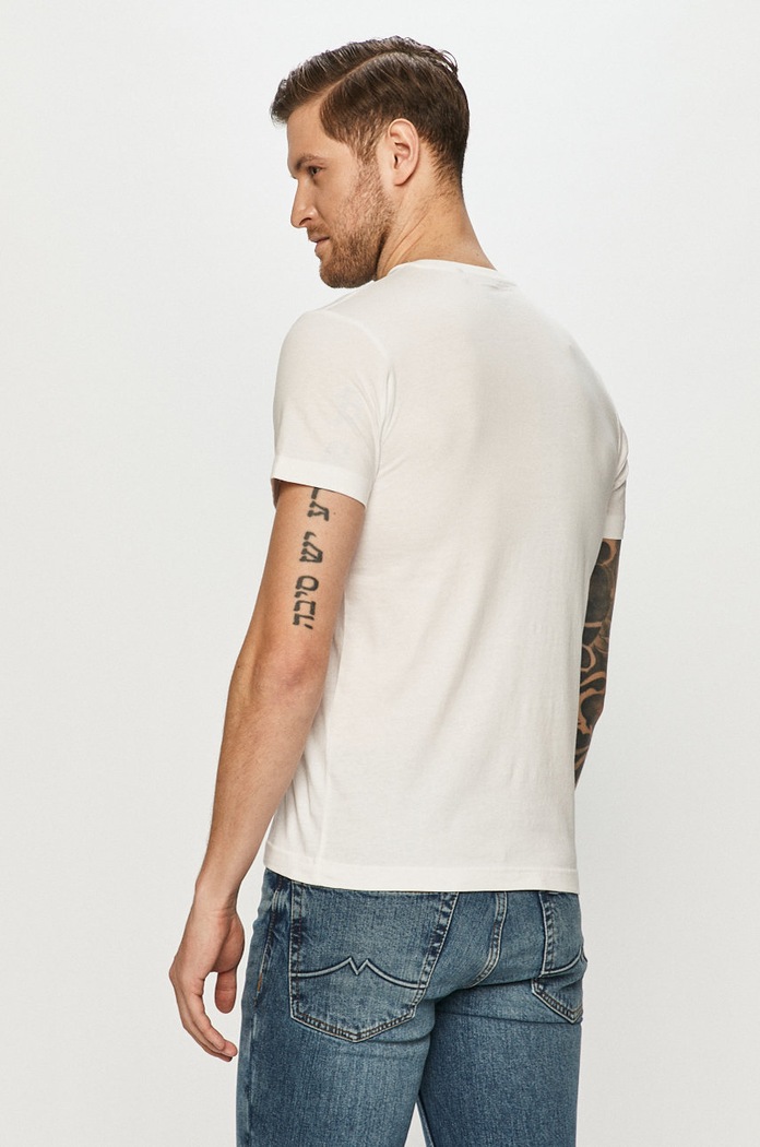 Odzież s.Oliver T-shirt bawełniany 2057432 biały