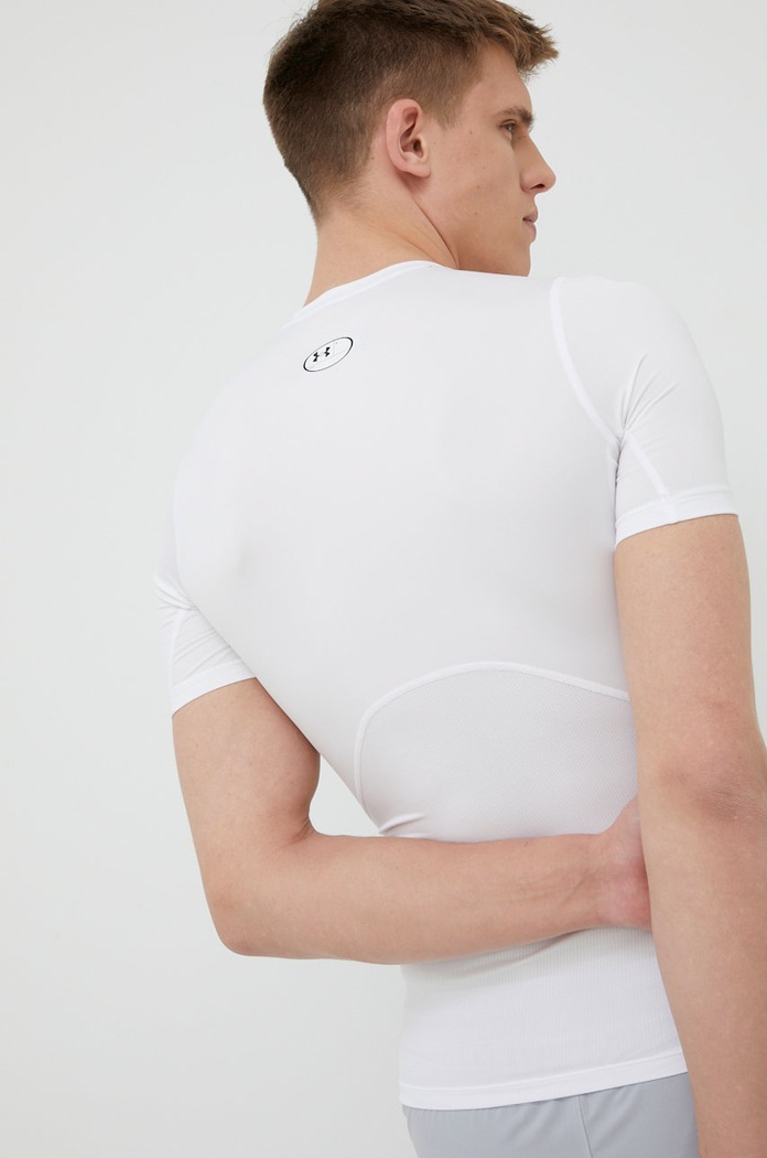 Odjeća Majica kratkih rukava za trening Under Armour 1361518 bijela