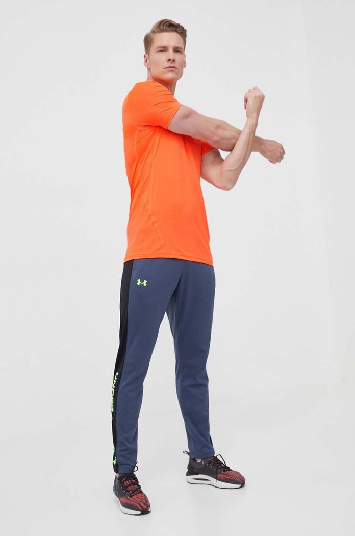 Kratka majica za vadbo Under Armour 1361683 oranžna AW24