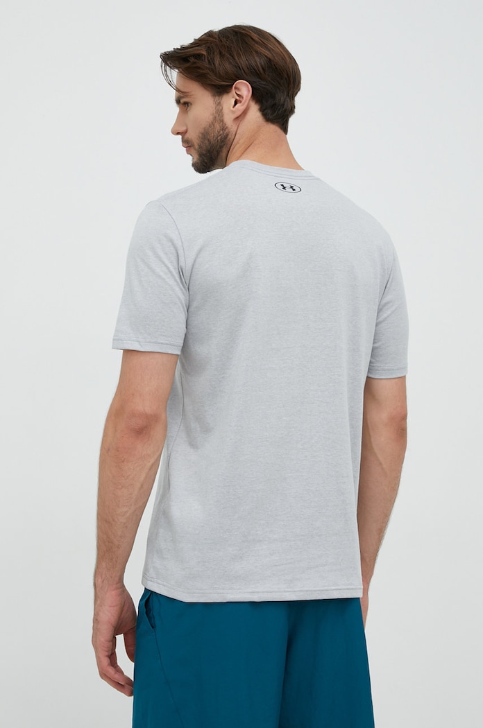Under Armour T-shirt męski z bawełną CAMO BOXED LOGO szary 1361673
