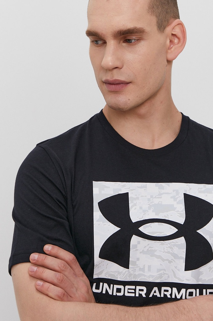 Under Armour t-shirt ανδρικό με βαμβάκι CAMO BOXED LOGO μαύρο 1361673