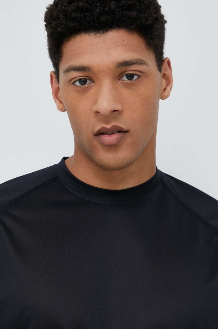 Majica kratkih rukava za trening Under Armour crna 1005684