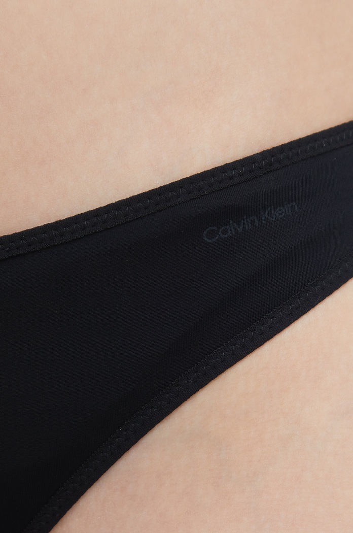 Calvin Klein Underwear tanga fekete 000QF6816E.PPYY