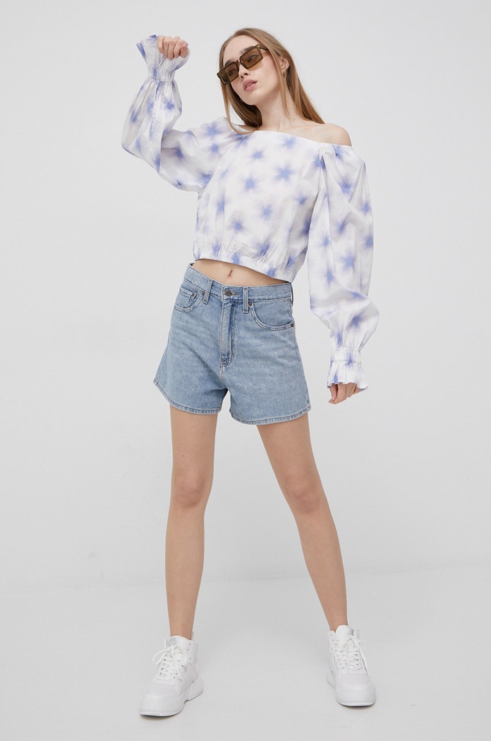 Halenka Levi's A1906.0003 bílá SS22