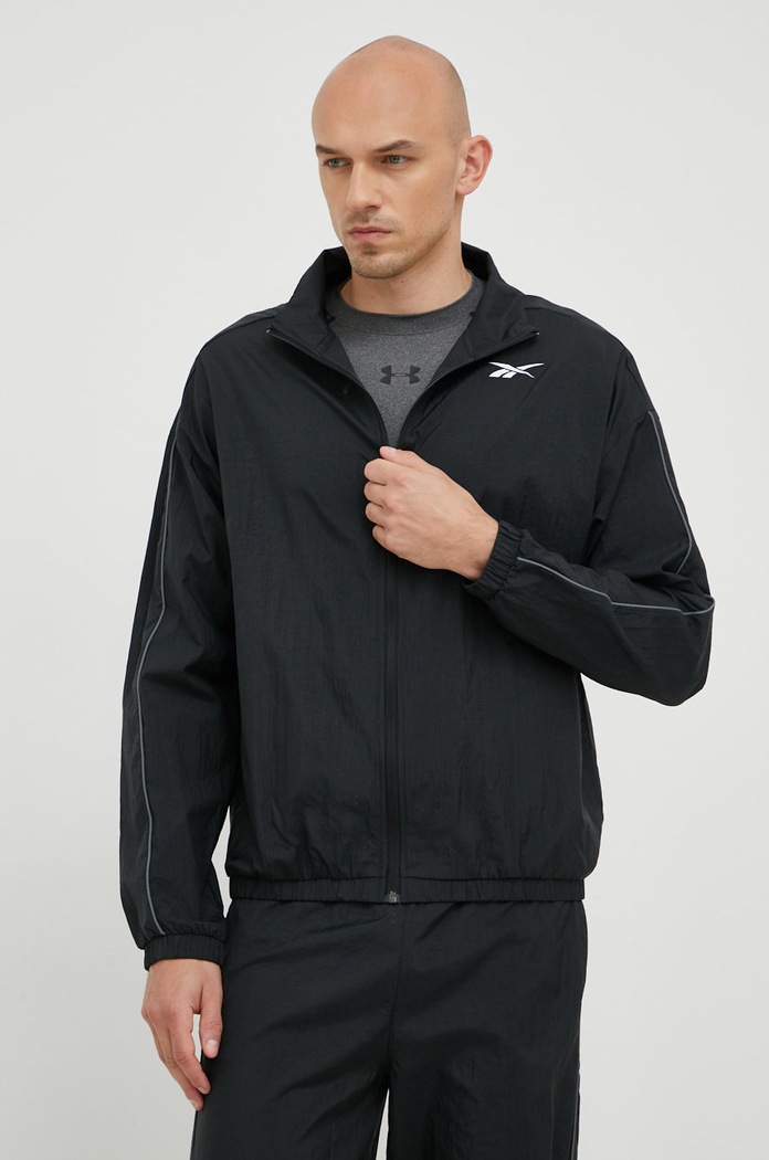 Sportovní tepláková souprava Reebok Workout Ready H46636 černá AW22