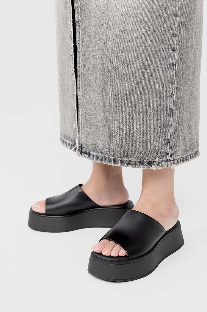 Vagabond Shoemakers klapki skórzane COURTNEY 5334.601.92