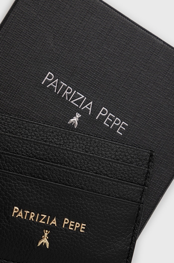 Doplnky Kožené puzdro na karty Patrizia Pepe CQ7001.L001 čierna