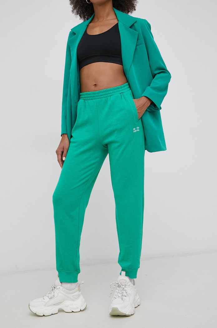 Штани Vero Moda 10261659.HollyGreen зелений SS22