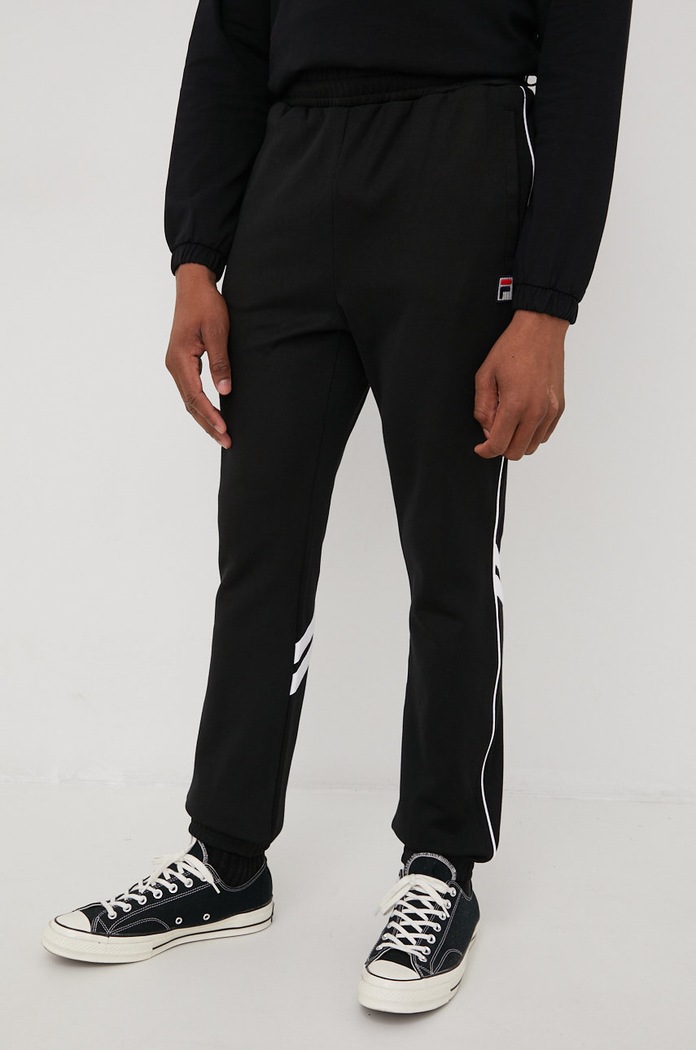 Tepláky Fila FAM0087 černá SS22