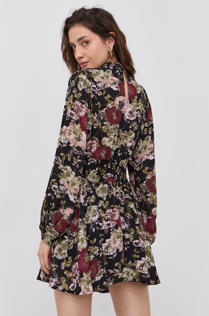 Oblečení Šaty Vero Moda 10258112.Black černá