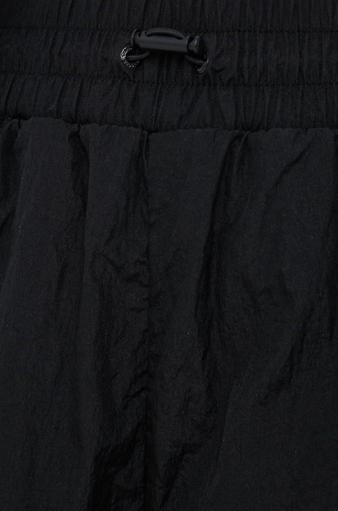 Σορτς Calvin Klein Jeans μαύρο J20J218046.PPYY