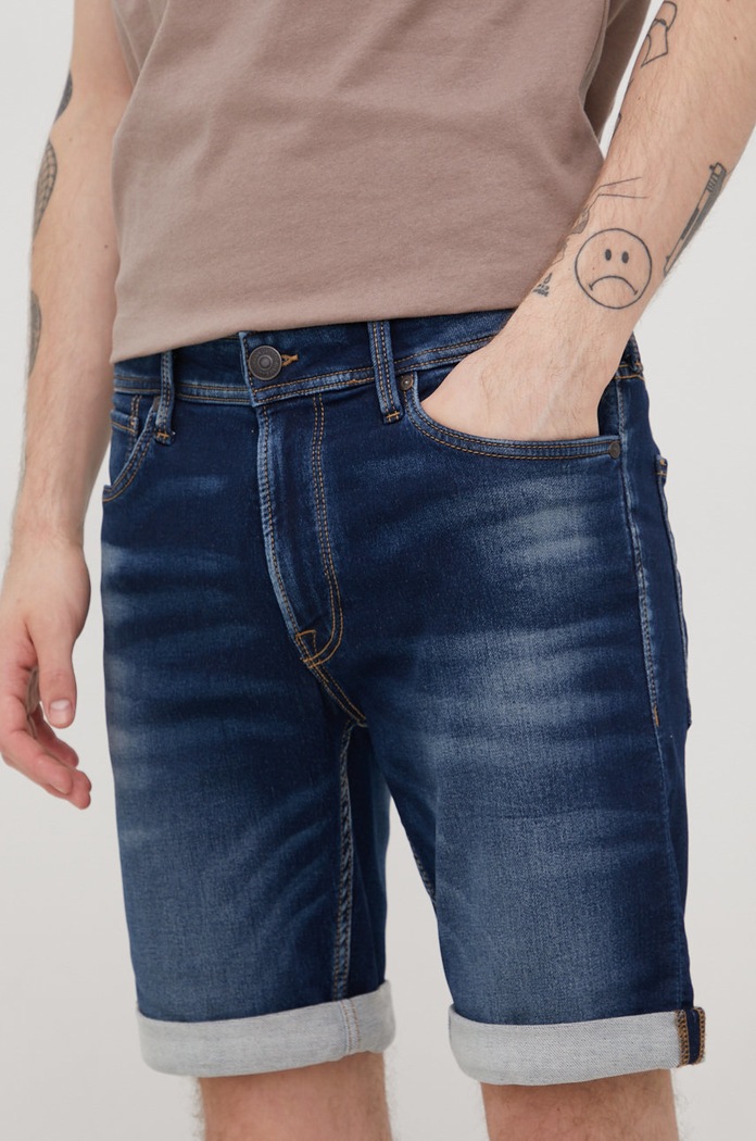 Traper kratke hlače Produkt by Jack & Jones traper mornarsko plava 12208610.DarkBlueDe