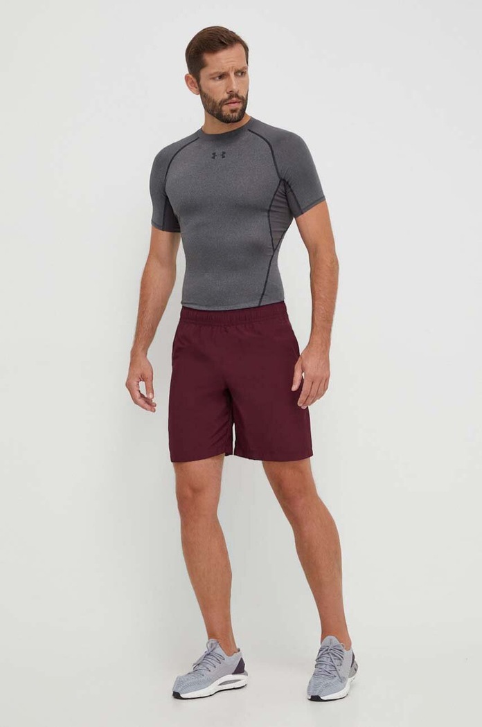 Under Armour szorty treningowe 1370388 bordowy AW23