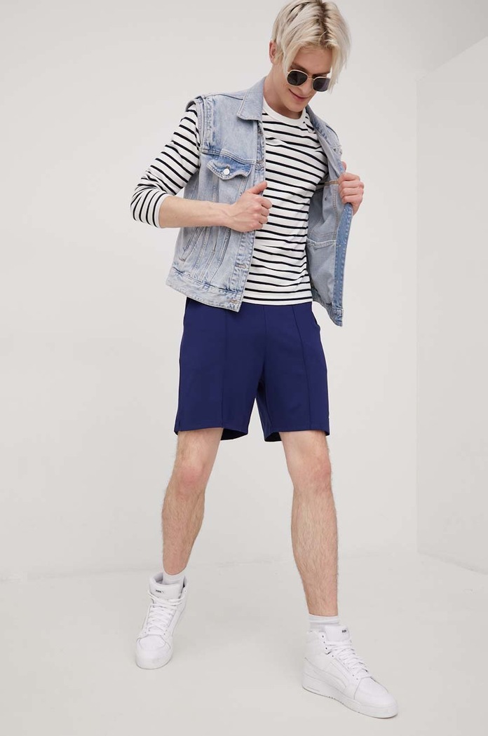 Fila pantaloni scurti FAM0035 bleumarin SS22