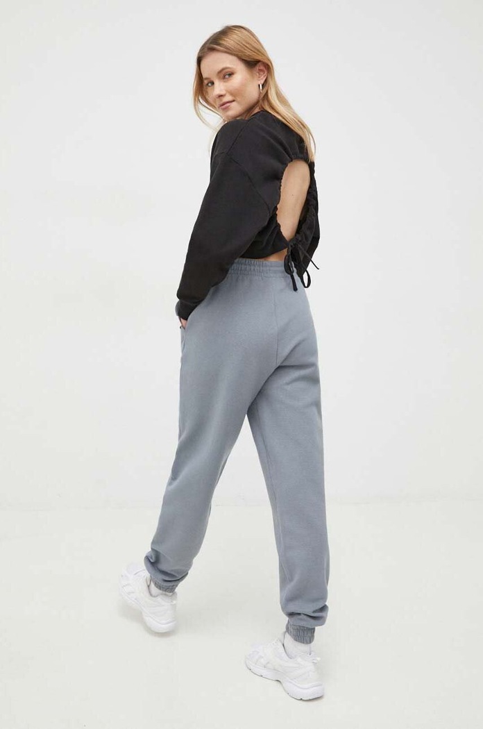 Calvin Klein Jeans Bluza bawełniana J20J220705.PPYX czarny SS23