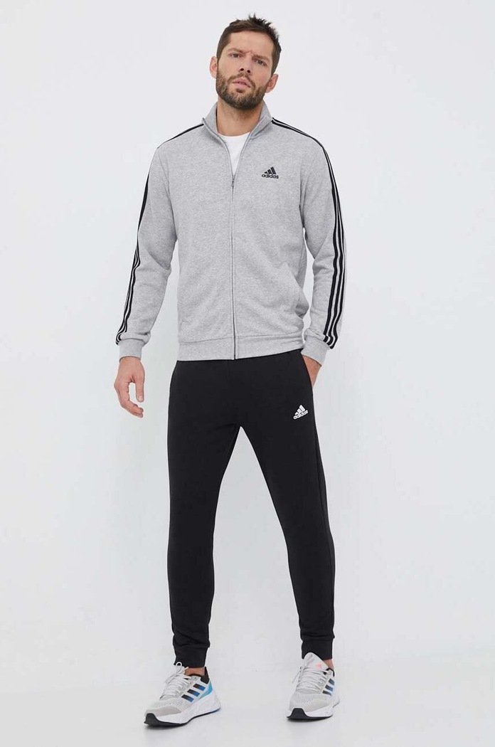 Tepláková súprava adidas nášivka sivá IC6748
