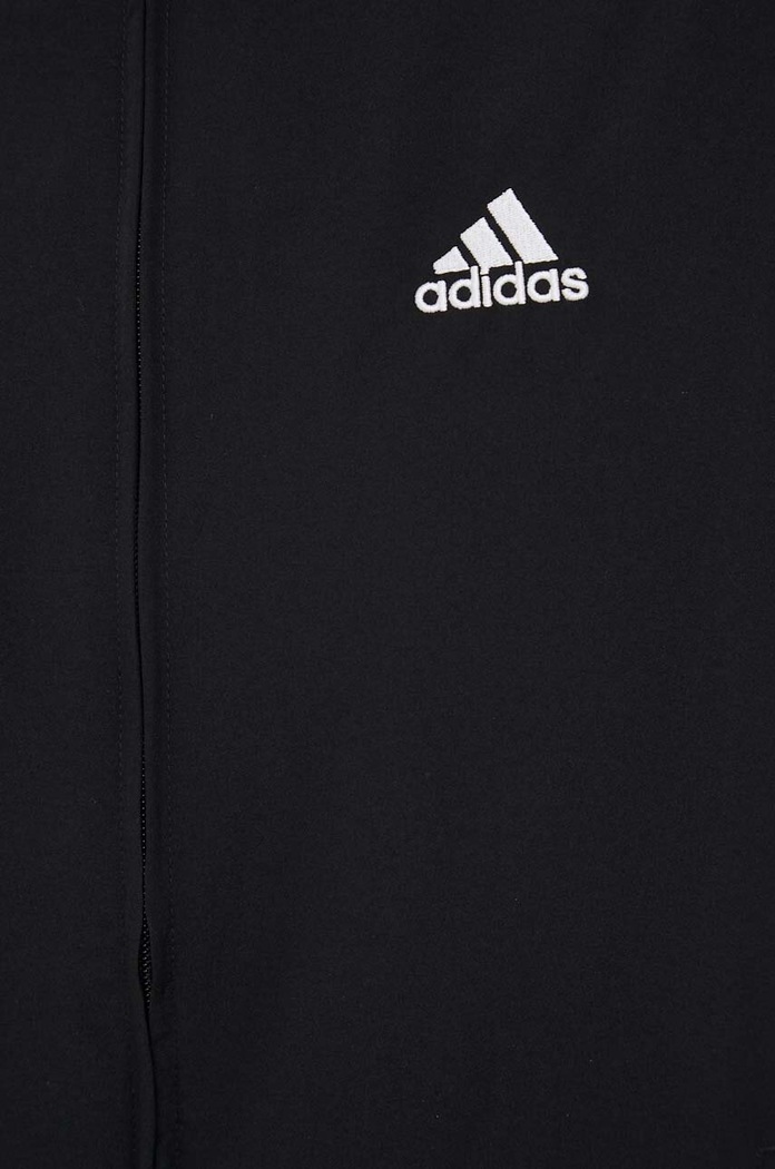 Спортивний костюм adidas IC6750