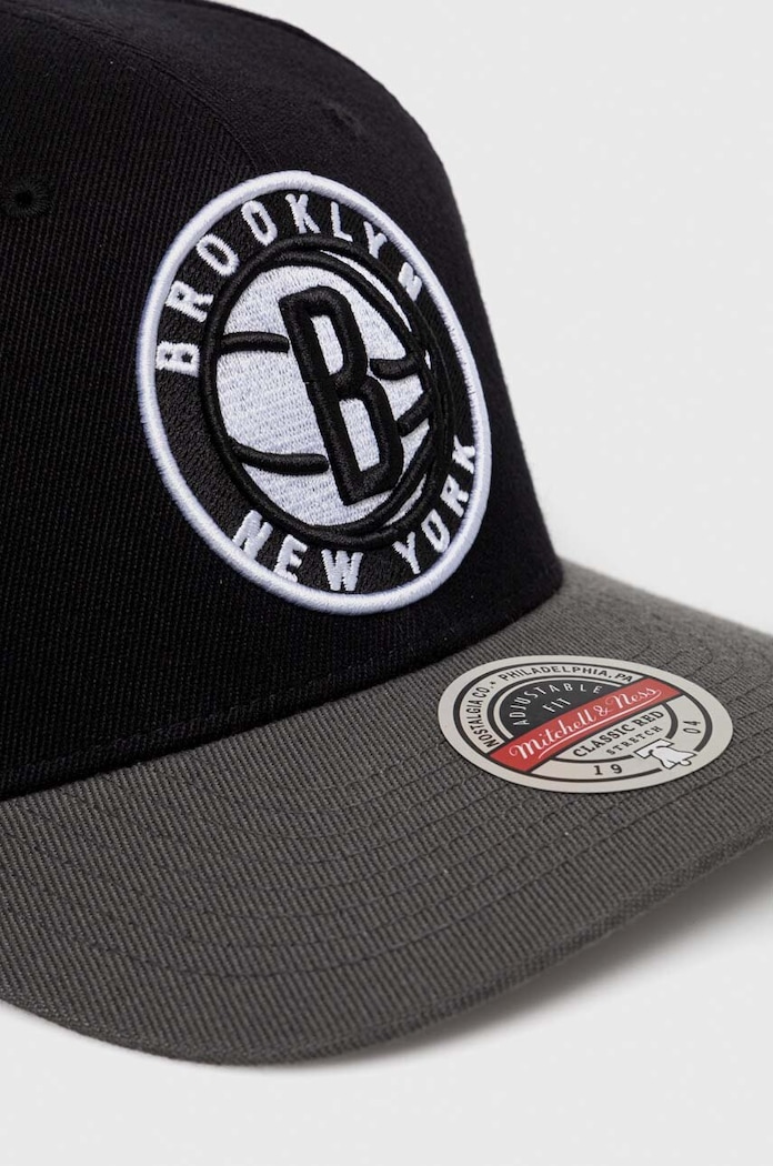 Mitchell&Ness șapcă din amestec de lână Brooklyn Nets HHSS3265.BNEYYPPPBKG negru SS23