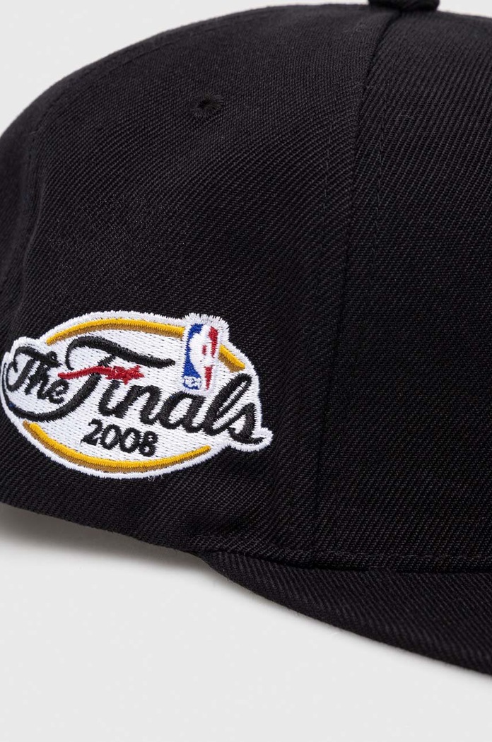 Kapa iz mešanice volne Mitchell&Ness Boson Celtics HHSS2976.BCEYYPPPBLC črna SS23