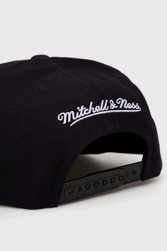 Αξεσουάρ Καπάκι με μείγμα μαλλί Mitchell&Ness Chicago Bulls HHSS2976.CBUYYPPPBLC μαύρο
