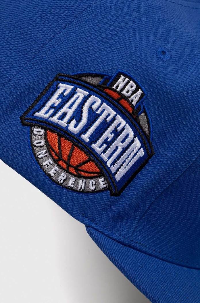 Mitchell&Ness czapka z daszkiem New York Knicks HHSS5341.NYKYYPPPBLU niebieski SS23