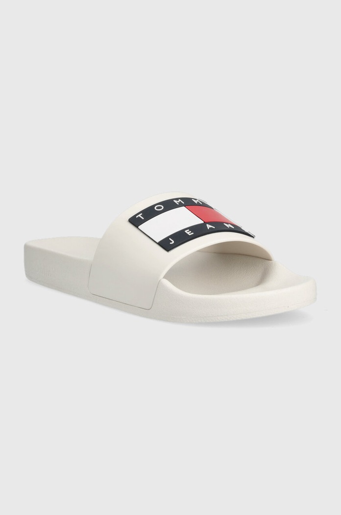 Чехли Tommy Jeans FLAG POOL SLD ESS EN0EN02115 бял SS25